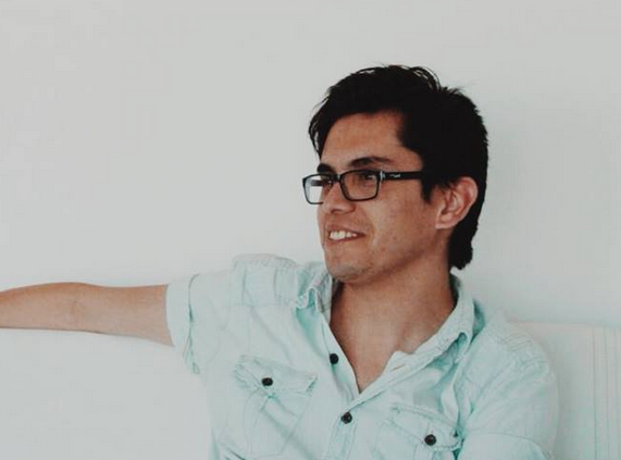 <em>Carlos Villagrán - Comprador de Instagram</em>